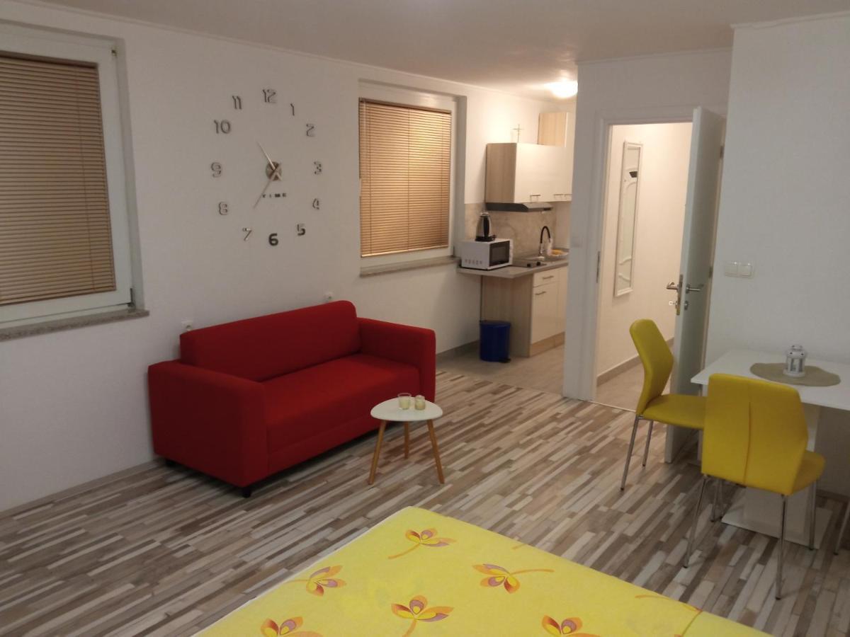 אימוטסקי Studio Apartman Matkovic מראה חיצוני תמונה