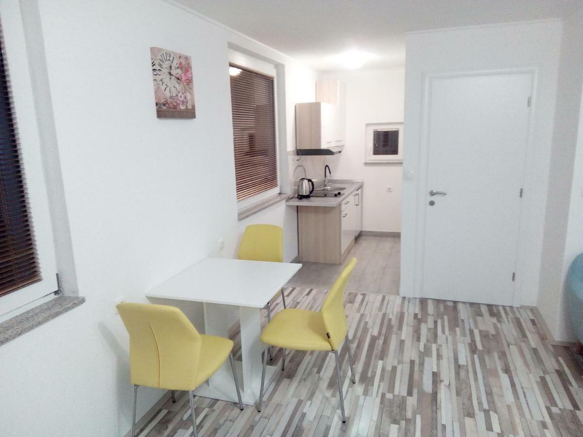 אימוטסקי Studio Apartman Matkovic מראה חיצוני תמונה